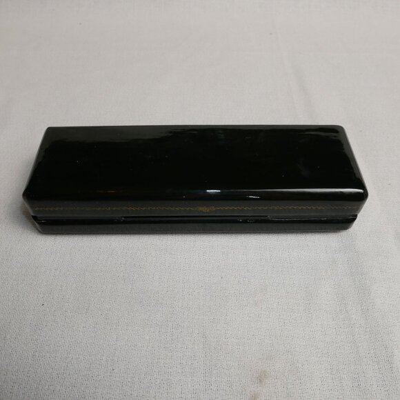 Russian Hand-Painted 7x2 Black Lacquer Box With Troika Scene & Red Interior VTG - Picture 3 of 8